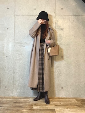 「淡色」｜「アイテム（ステンカラーコート）」を使った、エリーさん（レディース・163cm）の冬コーディネート