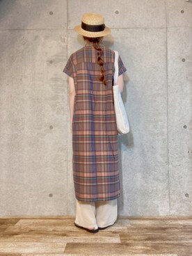 「FORK&SPOON」｜「アイテム（スラックス）」を使った、エリーさん（レディース・163cm）の夏コーディネート