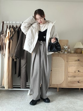 「アイテム（その他トップス）」を使った、エリーさん（レディース・163cm）の秋コーディネート