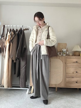 「アイテム（ダウンジャケット/コート）」を使った、エリーさん（レディース・163cm）の秋コーディネート