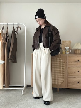 「アイテム（ブルゾン）」を使った、エリーさん（レディース・163cm）の秋コーディネート