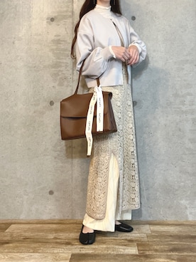 「淡色」｜「アイテム（その他）」を使った、エリーさん（レディース・163cm）の冬コーディネート