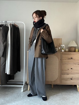 「アイテム（バレエシューズ）」を使った、エリーさん（レディース・163cm）の冬コーディネート