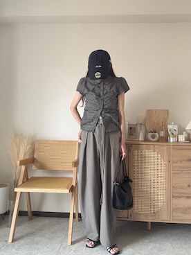 「florist（フローリスト）のアイテム」を使った、エリーさん（レディース・163cm）の夏コーディネート