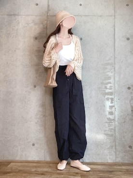 「NEUNA（ヌナ）のアイテム（トートバッグ）」を使った、エリーさん（レディース・163cm）の春コーディネート