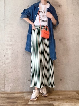 「Le temps riche（ルタンリッシュ）のアイテム（スカート）」を使った、エリーさん（レディース・163cm）の春コーディネート