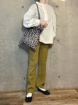 「アイテム（バレエシューズ）」を使った、エリーさん（レディース・163cm）の冬コーディネート