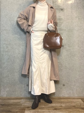 「淡色」｜「アイテム（トレンチコート）」を使った、エリーさん（レディース・163cm）の春コーディネート