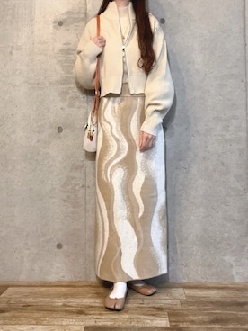 「淡色」｜「アイテム（その他）」を使った、エリーさん（レディース・163cm）の春コーディネート