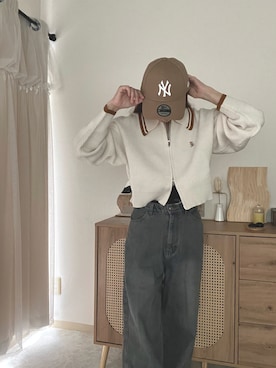 「アイテム（キャップ）」を使った、エリーさん（レディース・163cm）の秋コーディネート