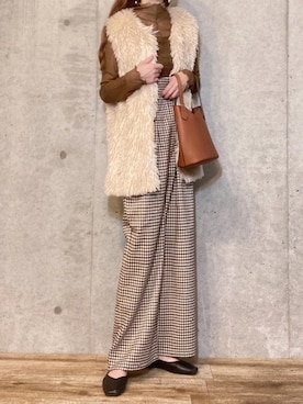 「Bab（バブ）のアイテム（サロペット/オーバーオール）」を使った、エリーさん（レディース・163cm）の秋コーディネート