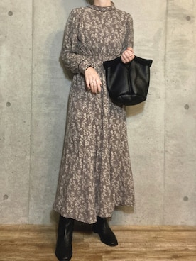 「CEMONEMO（セモネモ）のアイテム（バッグ）」を使った、エリーさん（レディース・163cm）の冬コーディネート