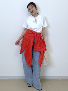 「OPAQUE.CLIP（オペークドットクリップ）のロゴプリント刺繍アソートTシャツ【洗濯機OK】（Tシャツ/カットソー、ホワイト系）」を使った、Akiさん（レディース・157cm）の春コーディネート