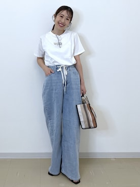 「OPAQUE.CLIP（オペークドットクリップ）のロゴプリント刺繍アソートTシャツ【洗濯機OK】（Tシャツ/カットソー、ホワイト系）」を使った、Akiさん（レディース・157cm）の夏コーディネート