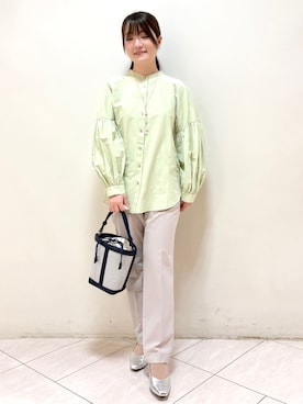 「Reflect（リフレクト）のアイテム（シューズ）」を使った、mikiさん（レディース・153cm）の冬コーディネート