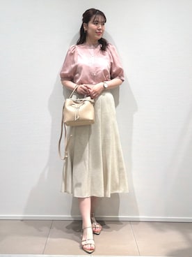 「COUP DE CHANCE（クードシャンス）の【手洗い可／セットアップ可】フリルネックブラウス（シャツ/ブラウス、ピンク系）」を使った、konamiさん（レディース・166cm）の夏コーディネート