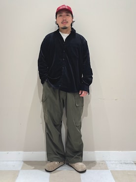 「SMELLY（スメリー）のアイテム」を使った、ヤマモトさん（メンズ・168cm）の秋コーディネート