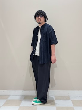 「URBAN RESEARCH DOORS（アーバンリサーチドアーズ）のリネンブレンド デニムバンドショートスリーブシャツ（シャツ/ブラウス、ブルー系）」を使った、ヤマモトさん（メンズ・168cm）の夏コーディネート