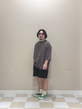 「ITEMS URBANRESEARCH（アイテムズ アーバンリサーチ）の『接触冷感/イージーケア』高機能 ウエストイージー カーゴショーツ（その他パンツ、ブラック系）」を使った、ヤマモトさん（メンズ・168cm）の春コーディネート