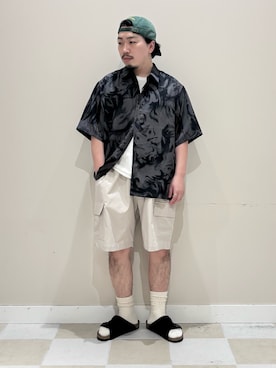 「ITEMS URBANRESEARCH（アイテムズ アーバンリサーチ）の『接触冷感/イージーケア』高機能 ウエストイージー カーゴショーツ（その他パンツ、ホワイト系）」を使った、ヤマモトさん（メンズ・168cm）の夏コーディネート