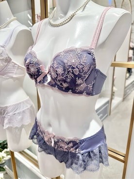 「アイテム（ブラジャー、グレー系）」を使った、nishiさん（レディース・164cm）の秋コーディネート