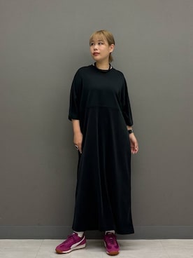 「アイテム（スニーカー、パープル系）」を使った、louisさん（レディース・153cm）の夏コーディネート