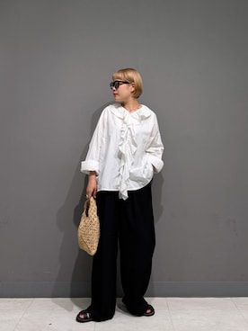 「URBAN RESEARCH DOORS（アーバンリサーチドアーズ）のソフトオックスイージーパンツ（その他パンツ、ブラック系）」を使った、louisさん（レディース・153cm）の夏コーディネート