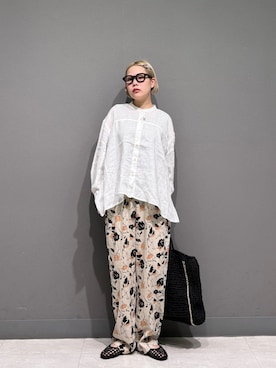 「URBAN RESEARCH DOORS（アーバンリサーチドアーズ）のリネンフレアスリーブブラウス（シャツ/ブラウス、ホワイト系）」を使った、louisさん（レディース・153cm）の春コーディネート