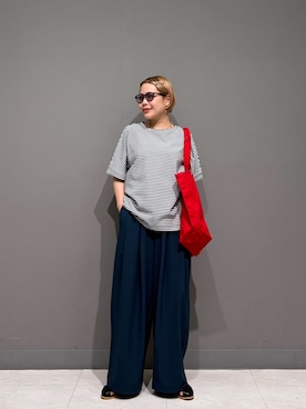 「URBAN RESEARCH DOORS（アーバンリサーチドアーズ）の『UR TECH』コットンロールスリーブプルオーバー（Tシャツ/カットソー、ホワイト系）」を使った、louisさん（レディース・153cm）の春コーディネート