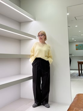 「URBAN RESEARCH（アーバンリサーチ）の『WEB/一部店舗限定カラー』ヘアリールーズニット（ニット/セーター、イエロー系）」を使った、louisさん（レディース・153cm）の秋コーディネート