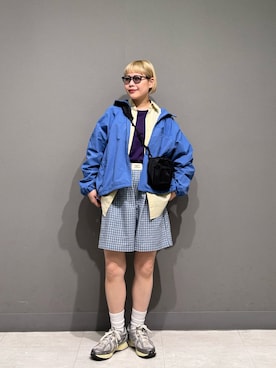 「EKAL（エカル）の『UR TECH』ナイロンタッサージップパーカー（ナイロンジャケット、ブルー系）」を使った、louisさん（レディース・153cm）の春コーディネート