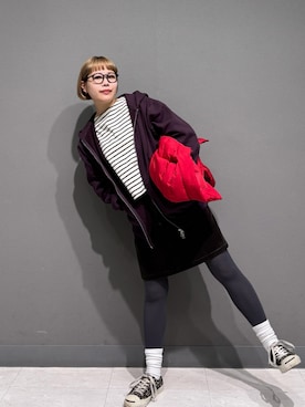 「アイテム（パーカー）」を使った、louisさん（レディース・153cm）の秋コーディネート