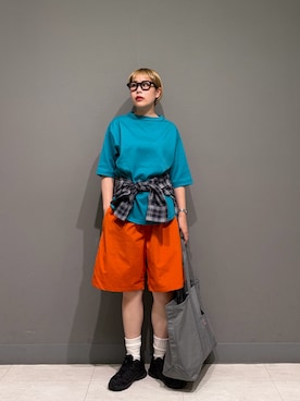 「URBAN RESEARCH DOORS（アーバンリサーチドアーズ）のFORK&SPOON　ボトルネックショートスリーブTシャツ（Tシャツ/カットソー、ブルー系）」を使った、louisさん（レディース・153cm）の春コーディネート