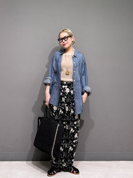 「URBAN RESEARCH DOORS（アーバンリサーチドアーズ）の『WEB限定カラー』リネンリヨセルプリントイージーパンツ（その他パンツ、ブラック系）」を使った、louisさん（レディース・153cm）の春コーディネート