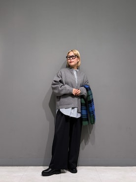 「URBAN RESEARCH DOORS（アーバンリサーチドアーズ）の『一部WEB限定カラー』ニットZIPブルゾン（ブルゾン、グレー系）」を使った、louisさん（レディース・153cm）の秋コーディネート
