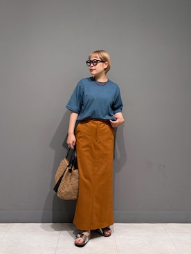 「URBAN RESEARCH DOORS（アーバンリサーチドアーズ）の『別注』Audrey and John Wad×DOORS　スウェードスカート（スカート、ブラウン系）」を使った、louisさん（レディース・153cm）の夏コーディネート