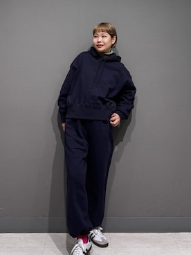 「アイテム（パーカー）」を使った、louisさん（レディース・153cm）の秋コーディネート