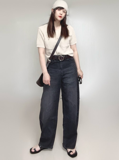 Ⓜ︎さんのデニムパンツ「カーブシルエットデニムパンツ / 112952(LAKOLE|ラコレ)」を使ったコーディネート