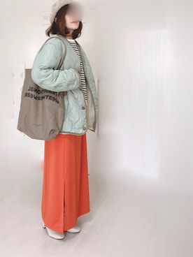 「スリット」｜「アイテム（ノーカラージャケット）」を使った、Ⓜ︎さん（レディース・152cm）の秋コーディネート