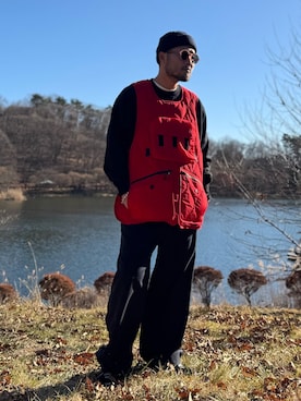 「アイテム（その他アウター、レッド系）」を使った、Yudaiさん（メンズ・182cm）の冬コーディネート