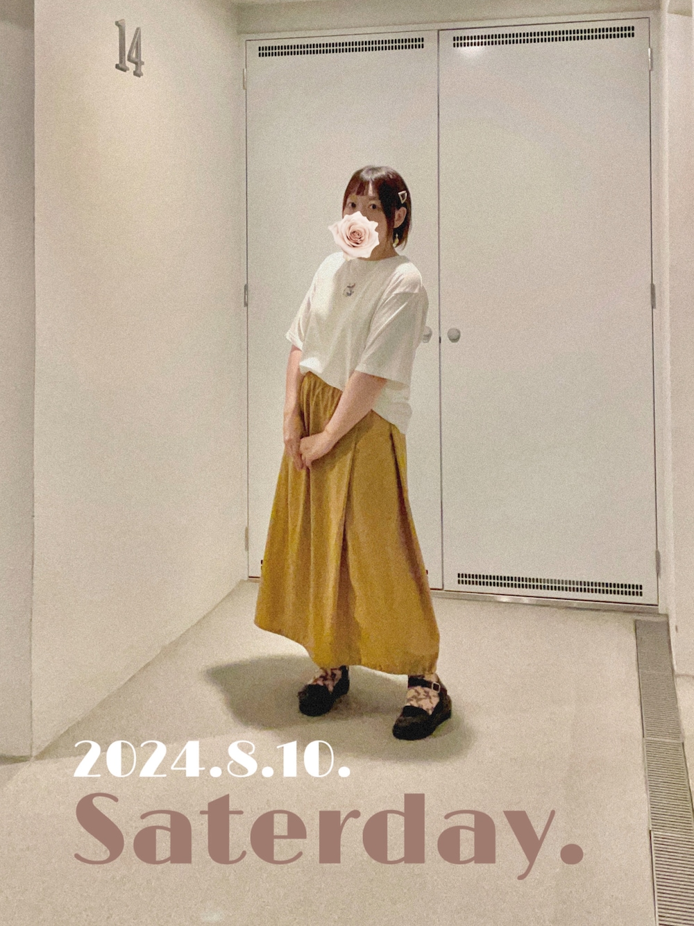「大人ガーリー、Tシャツ」｜「Availのアイテム（Tシャツ/カットソー、ホワイト系）」を使った、ゆめかさん（レディース・153cm）の夏コーディネートの1枚目の写真