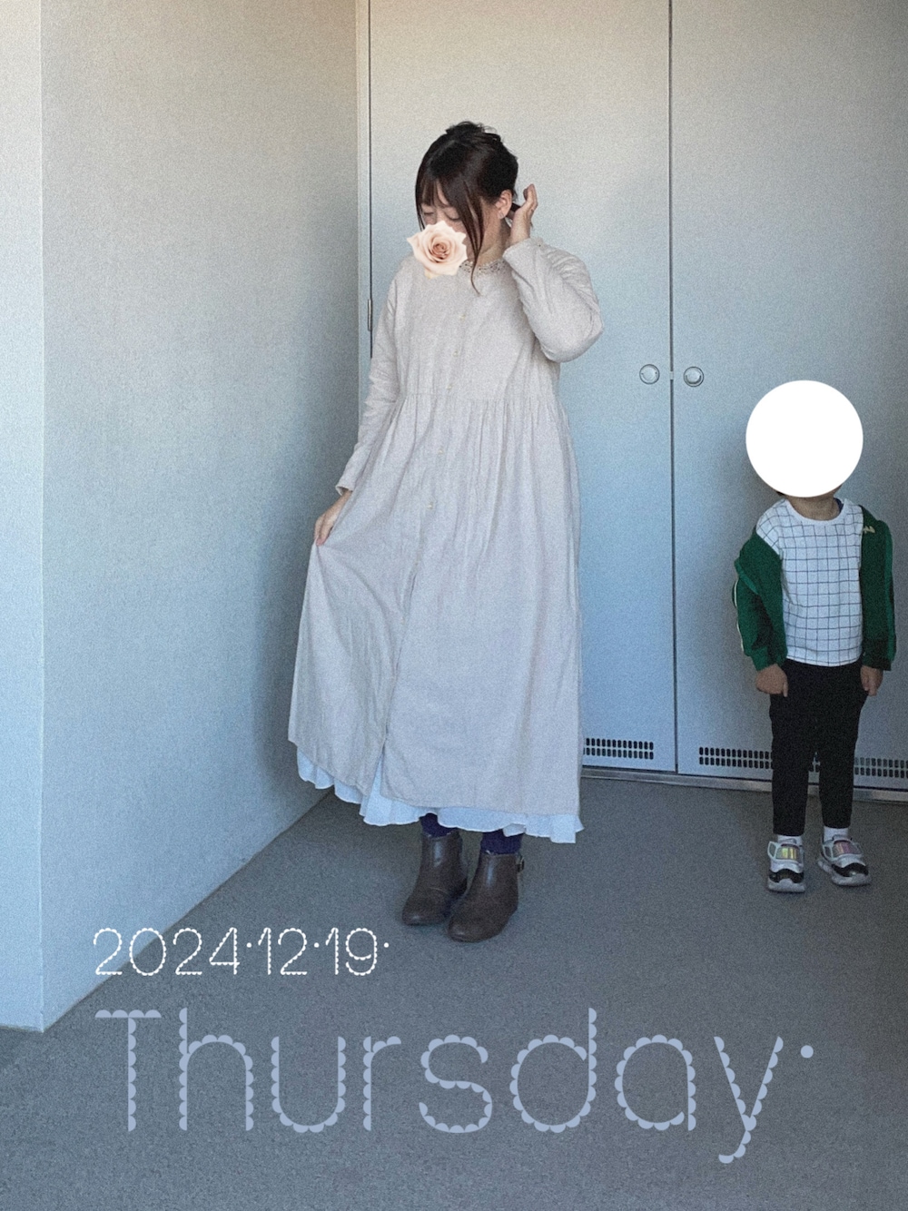 「大人かわいい、ナチュラル、ペチコート、ワンピース」｜「Samansa Mos2のアイテム（シャツワンピース、グレー系）」を使った、ゆめかさん（レディース・153cm）の冬コーディネートの1枚目の写真