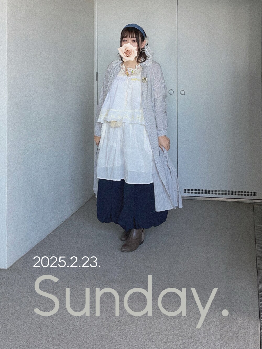 「大人かわいい、ワンピース、カチューシャ」｜「Handmadeのアイテム（カチューシャ、ブルー系）」を使った、ゆめかさん（レディース・153cm）の春コーディネートの1枚目の写真