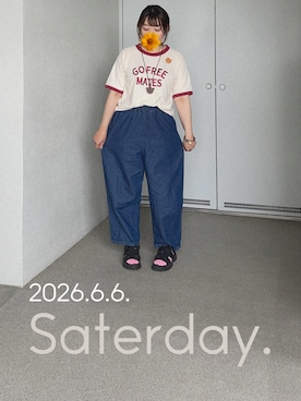 「しまむら（シマムラ）のアイテム（Tシャツ/カットソー、ホワイト系）」を使った、ゆめかさん（レディース・153cm）の夏コーディネート