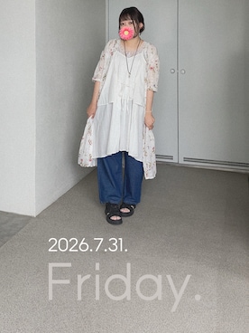 「アイテム（シャツワンピース、ホワイト系）」を使った、ゆめかさん（レディース・153cm）の秋コーディネート