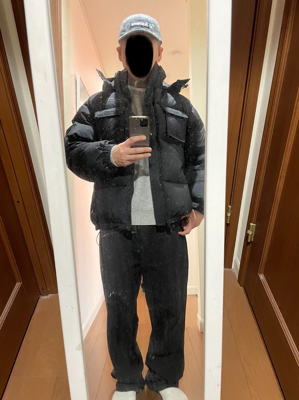 Supreme ダークグレー ニットセーター Supreme グレー ニットセーター