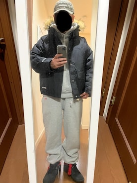 「NIKE」｜「アイテム（スウェットパンツ）」を使った、KZTFR@m.jpさん（メンズ・173cm）の冬コーディネート