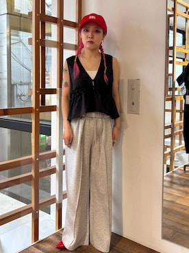 「RAGEBLUE（レイジブルー）のカラーデザインCAP（キャップ、レッド系）」を使った、るったんさん（レディース・150cm）の夏コーディネート