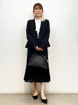 「アイテム（ブローチ/コサージュ、ベージュ系）」を使った、yumiさん（レディース・154cm）の冬コーディネート