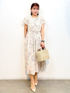 「アイテム（ショルダーバッグ、ゴールド系）」を使った、yumiさん（レディース・154cm）の春コーディネート
